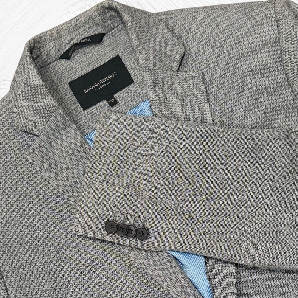 Banana Republic Blazer 38R Gray Tailored Fit Emmetex‎ Italian Fabric Stretch